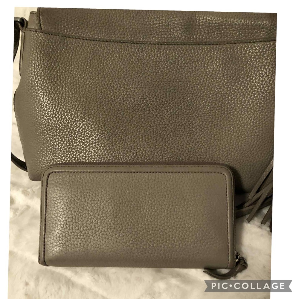 Tory Burch Crossbody Bag And Wallet Set - Picture 4 of 6